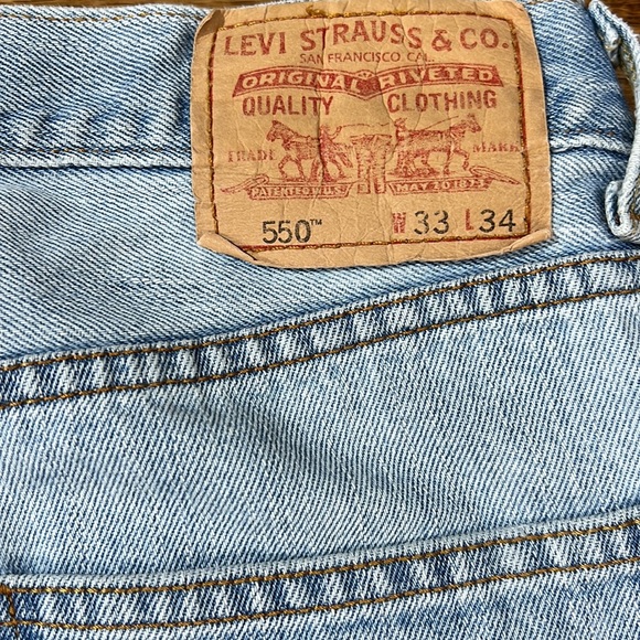 Levi’s 550 Jeans Relaxed Fit jeans, Light Wash Levi’s, Y2K - Picture 3 of 11